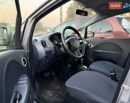 Серый Пежо иOн, объемом двигателя 0 л и пробегом 64 тыс. км за 4600 $, фото 3 на Automoto.ua