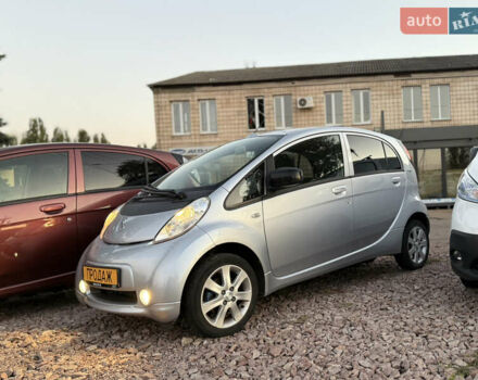 Серый Пежо иOн, объемом двигателя 0 л и пробегом 64 тыс. км за 4600 $, фото 1 на Automoto.ua