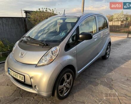 Серый Пежо иOн, объемом двигателя 0 л и пробегом 67 тыс. км за 4200 $, фото 1 на Automoto.ua
