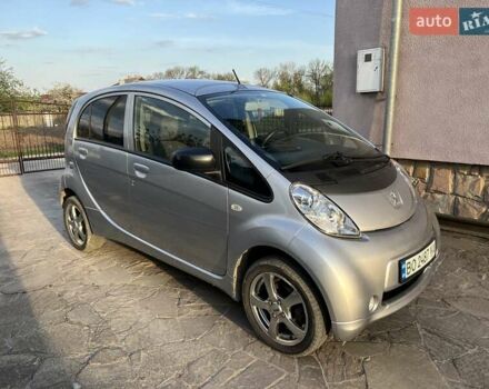 Серый Пежо иOн, объемом двигателя 0 л и пробегом 67 тыс. км за 4200 $, фото 5 на Automoto.ua