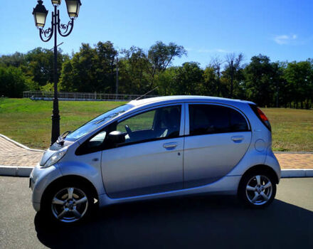 Серый Пежо иOн, объемом двигателя 0 л и пробегом 84 тыс. км за 7800 $, фото 6 на Automoto.ua