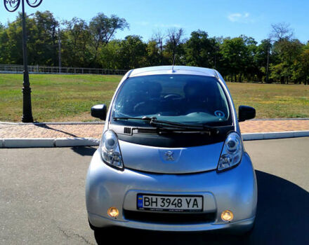 Серый Пежо иOн, объемом двигателя 0 л и пробегом 84 тыс. км за 7800 $, фото 3 на Automoto.ua