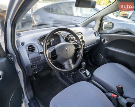 Серый Пежо иOн, объемом двигателя 0 л и пробегом 29 тыс. км за 5600 $, фото 14 на Automoto.ua