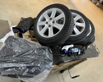 Серый Пежо иOн, объемом двигателя 0 л и пробегом 30 тыс. км за 5900 $, фото 6 на Automoto.ua