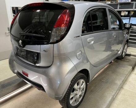 Серый Пежо иOн, объемом двигателя 0 л и пробегом 30 тыс. км за 5900 $, фото 2 на Automoto.ua