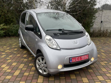 Серый Пежо иOн, объемом двигателя 0 л и пробегом 100 тыс. км за 4300 $, фото 1 на Automoto.ua