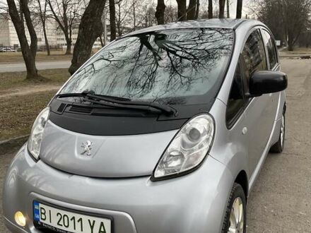 Пежо иOн 2014 в Полтаве на Automoto.ua Серый Пежо иOн, объемом двигателя 0 л и пробегом 108 тыс. км за 6100 $, фото 1 на Automoto.ua