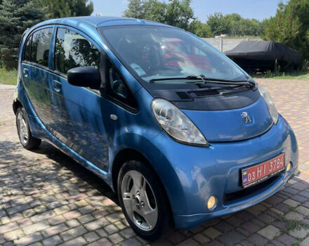 Синий Пежо иOн, объемом двигателя 0 л и пробегом 130 тыс. км за 3600 $, фото 1 на Automoto.ua