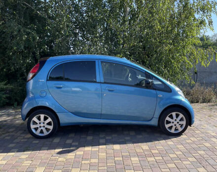 Синий Пежо иOн, объемом двигателя 0 л и пробегом 80 тыс. км за 5600 $, фото 6 на Automoto.ua