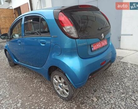 Синий Пежо иOн, объемом двигателя 0 л и пробегом 28 тыс. км за 5100 $, фото 5 на Automoto.ua