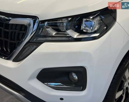 Белый Пежо Landtrek, объемом двигателя 2 л и пробегом 14 тыс. км за 34900 $, фото 6 на Automoto.ua