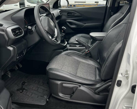 Білий Пежо Landtrek, об'ємом двигуна 1.91 л та пробігом 40 тис. км за 35000 $, фото 12 на Automoto.ua