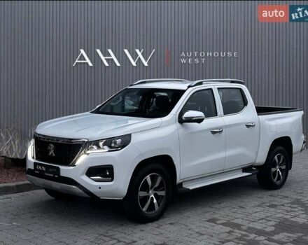 Белый Пежо Landtrek, объемом двигателя 2 л и пробегом 14 тыс. км за 34900 $, фото 1 на Automoto.ua