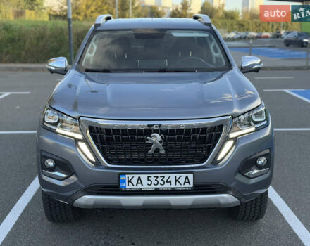 Серый Пежо Landtrek, объемом двигателя 2.4 л и пробегом 16 тыс. км за 26900 $, фото 1 на Automoto.ua