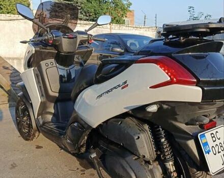 Белый Пежо METROPOLIS, объемом двигателя 0 л и пробегом 76 тыс. км за 3999 $, фото 6 на Automoto.ua