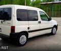 Белый Пежо Partner, объемом двигателя 1.9 л и пробегом 477 тыс. км за 3650 $, фото 1 на Automoto.ua