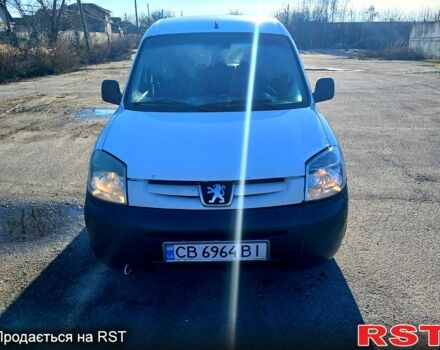 Белый Пежо Partner, объемом двигателя 1.9 л и пробегом 355 тыс. км за 2950 $, фото 3 на Automoto.ua