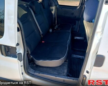 Белый Пежо Partner, объемом двигателя 1.9 л и пробегом 355 тыс. км за 2950 $, фото 11 на Automoto.ua