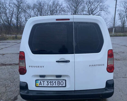 Білий Пежо Partner, об'ємом двигуна 1.6 л та пробігом 286 тис. км за 4200 $, фото 7 на Automoto.ua