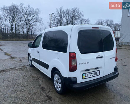 Білий Пежо Partner, об'ємом двигуна 1.6 л та пробігом 286 тис. км за 4200 $, фото 6 на Automoto.ua