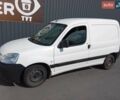 Белый Пежо Partner, объемом двигателя 1.36 л и пробегом 74 тыс. км за 5500 $, фото 1 на Automoto.ua