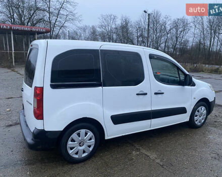 Білий Пежо Partner, об'ємом двигуна 1.6 л та пробігом 286 тис. км за 4200 $, фото 9 на Automoto.ua