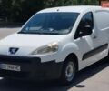 Белый Пежо Partner, объемом двигателя 1.56 л и пробегом 399 тыс. км за 4200 $, фото 1 на Automoto.ua