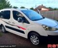 Білий Пежо Partner, об'ємом двигуна 1.6 л та пробігом 300 тис. км за 5200 $, фото 12 на Automoto.ua