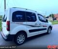 Білий Пежо Partner, об'ємом двигуна 1.6 л та пробігом 300 тис. км за 5200 $, фото 8 на Automoto.ua