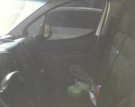 Белый Пежо Partner, объемом двигателя 1.6 л и пробегом 232 тыс. км за 3799 $, фото 6 на Automoto.ua