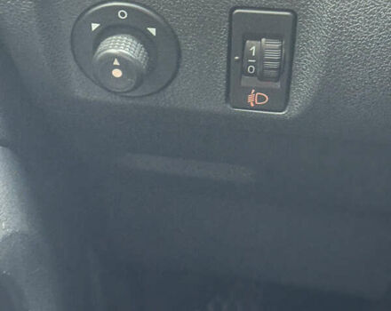 Белый Пежо Partner, объемом двигателя 1.56 л и пробегом 380 тыс. км за 5500 $, фото 9 на Automoto.ua