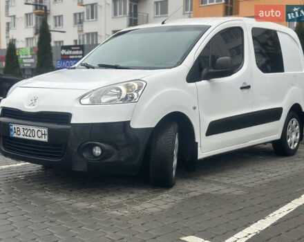 Белый Пежо Partner, объемом двигателя 1.56 л и пробегом 380 тыс. км за 5500 $, фото 5 на Automoto.ua