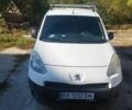 Белый Пежо Partner, объемом двигателя 1.6 л и пробегом 252 тыс. км за 4100 $, фото 1 на Automoto.ua