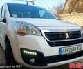 Белый Пежо Partner, объемом двигателя 0 л и пробегом 91 тыс. км за 8500 $, фото 1 на Automoto.ua