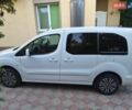 Білий Пежо Partner, об'ємом двигуна 0 л та пробігом 130 тис. км за 8900 $, фото 1 на Automoto.ua
