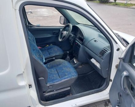 Белый Пежо Partner, объемом двигателя 0 л и пробегом 35 тыс. км за 1850 $, фото 5 на Automoto.ua