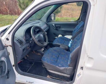 Белый Пежо Partner, объемом двигателя 0 л и пробегом 35 тыс. км за 1850 $, фото 4 на Automoto.ua