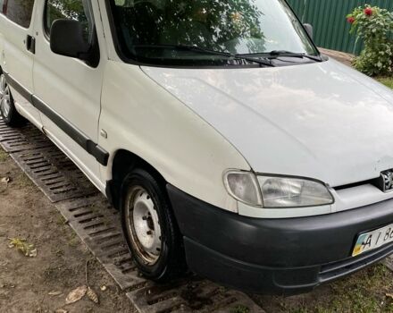 Белый Пежо Partner, объемом двигателя 1.9 л и пробегом 3 тыс. км за 1600 $, фото 1 на Automoto.ua