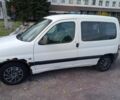 Белый Пежо Partner, объемом двигателя 0 л и пробегом 544 тыс. км за 2000 $, фото 1 на Automoto.ua