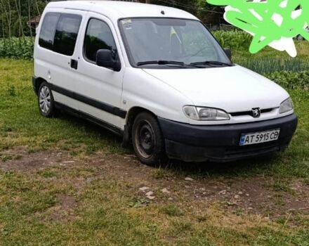 Белый Пежо Partner, объемом двигателя 1.9 л и пробегом 431 тыс. км за 2400 $, фото 3 на Automoto.ua