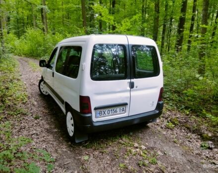 Белый Пежо Partner, объемом двигателя 2 л и пробегом 385 тыс. км за 3000 $, фото 3 на Automoto.ua