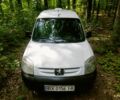 Белый Пежо Partner, объемом двигателя 2 л и пробегом 385 тыс. км за 3000 $, фото 1 на Automoto.ua