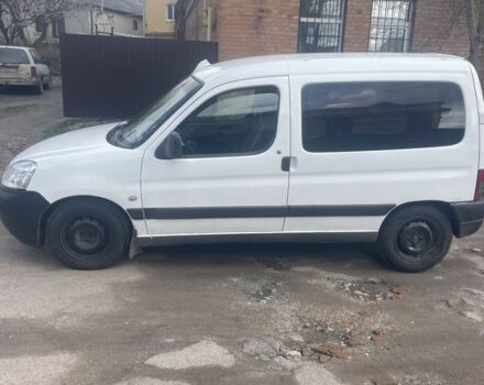 Белый Пежо Partner, объемом двигателя 1.9 л и пробегом 622 тыс. км за 2200 $, фото 4 на Automoto.ua