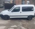 Белый Пежо Partner, объемом двигателя 1.9 л и пробегом 622 тыс. км за 2200 $, фото 4 на Automoto.ua