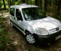 Белый Пежо Partner, объемом двигателя 2 л и пробегом 385 тыс. км за 3000 $, фото 2 на Automoto.ua