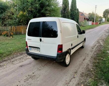 Белый Пежо Partner, объемом двигателя 1.1 л и пробегом 270 тыс. км за 2700 $, фото 2 на Automoto.ua