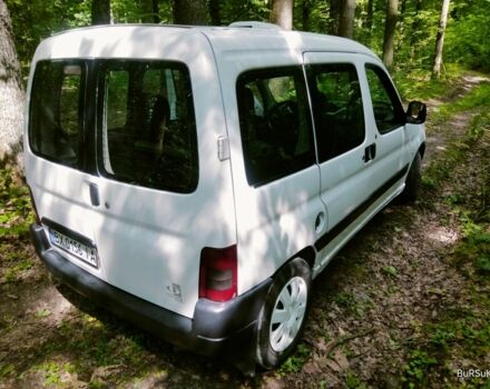 Белый Пежо Partner, объемом двигателя 2 л и пробегом 385 тыс. км за 3000 $, фото 7 на Automoto.ua