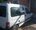 Белый Пежо Partner, объемом двигателя 1.6 л и пробегом 620 тыс. км за 2500 $, фото 1 на Automoto.ua