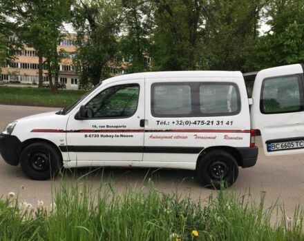 Білий Пежо Partner, об'ємом двигуна 1.6 л та пробігом 270 тис. км за 3400 $, фото 5 на Automoto.ua