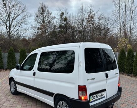 Білий Пежо Partner, об'ємом двигуна 1.6 л та пробігом 405 тис. км за 2549 $, фото 6 на Automoto.ua